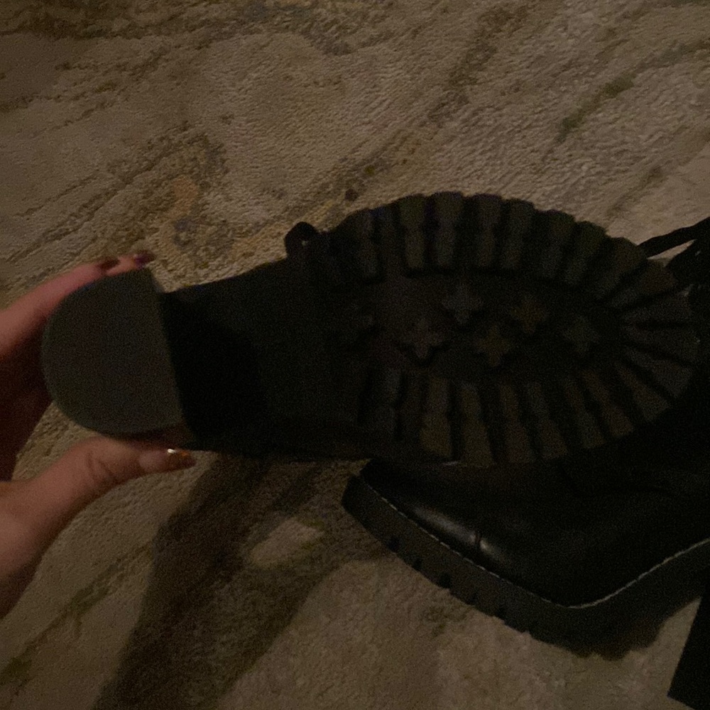BCBGeneration Boots - Picture 5 of 7